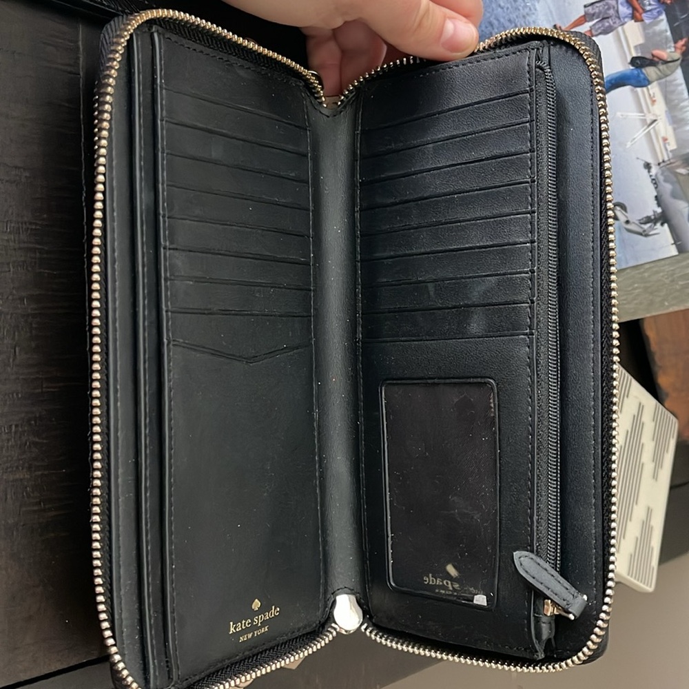 Kate Spade Continental Wallet with wrist strap - Picture 2 of 4